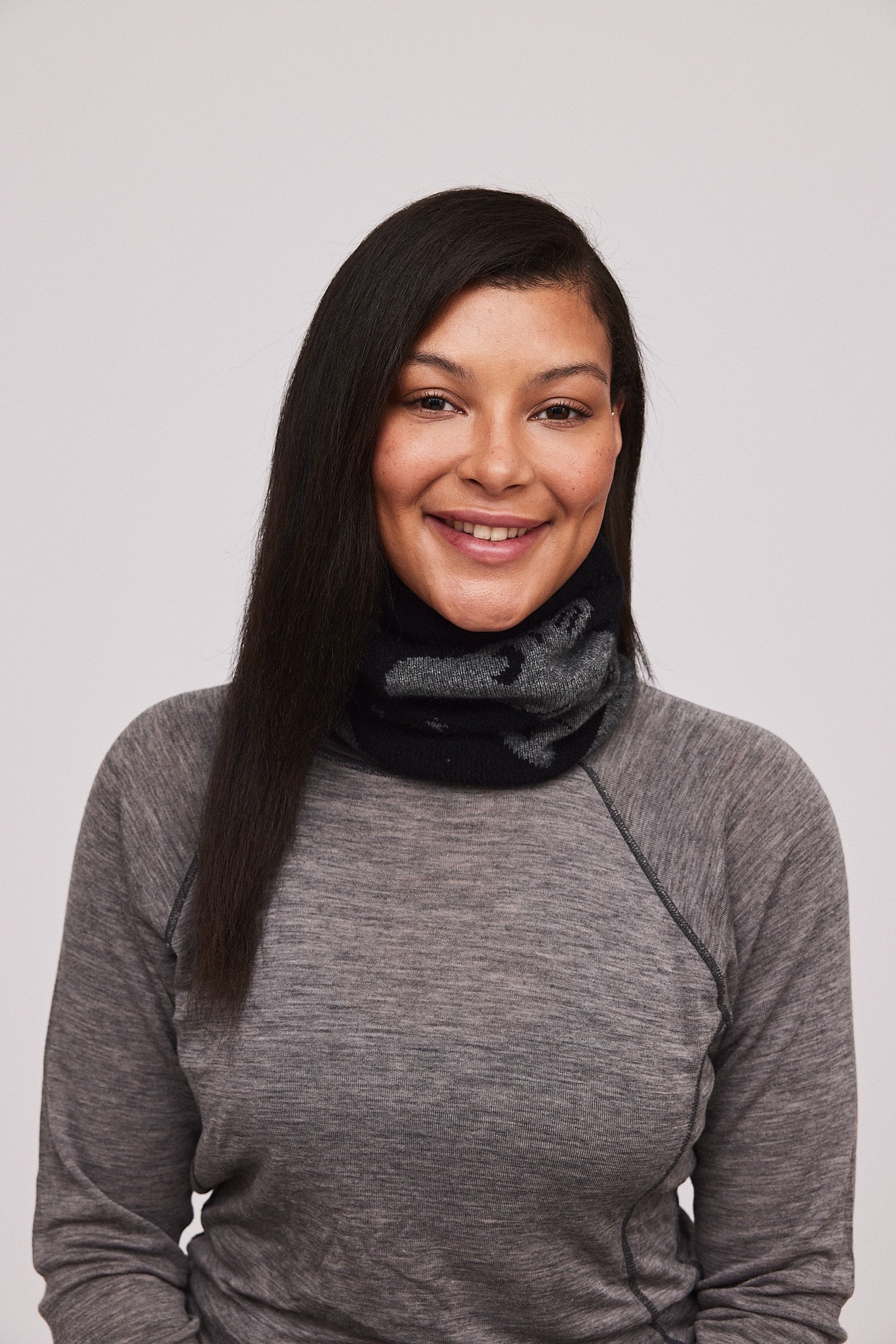 Moomintroll Neck Gaiter (Black/Grey)