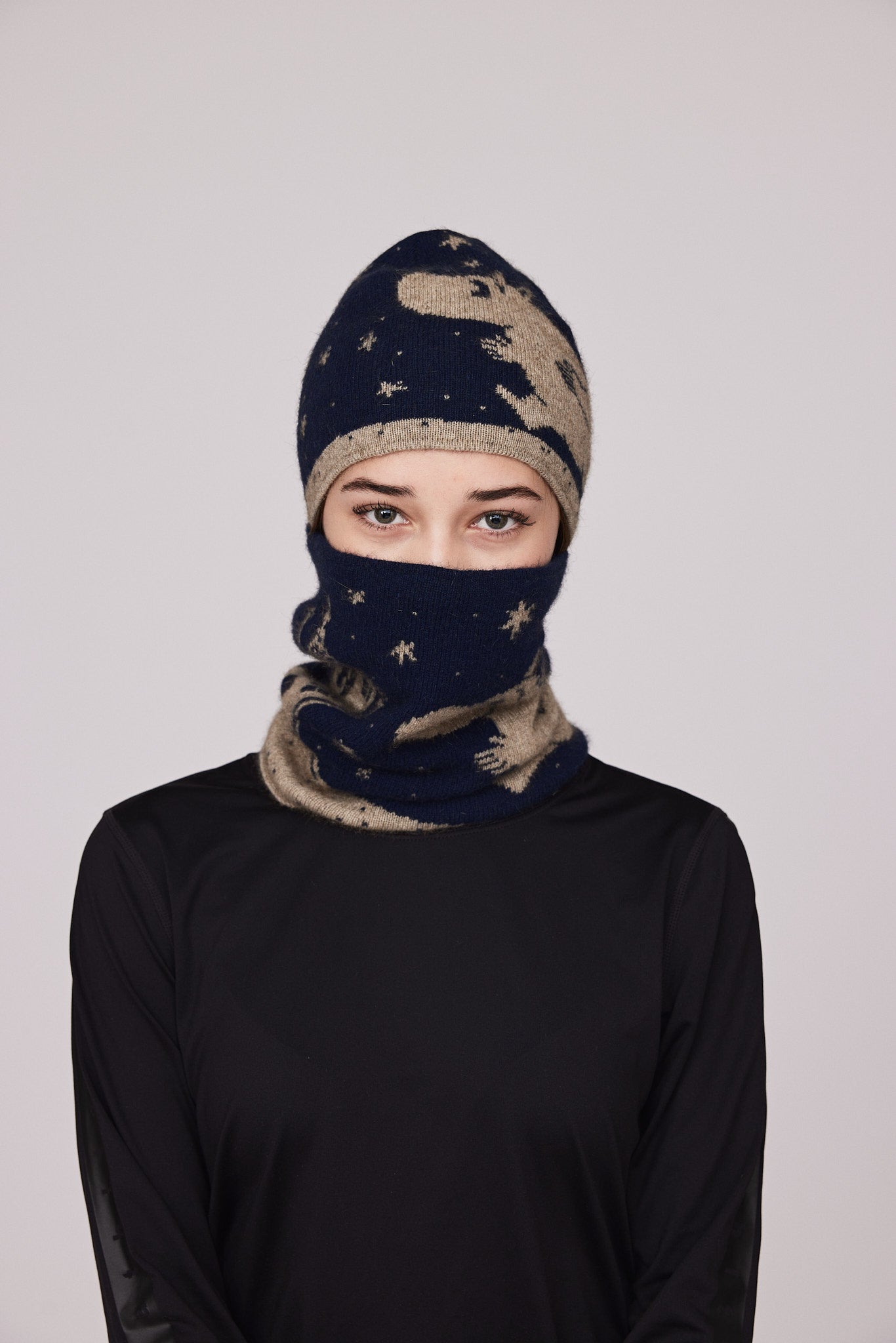 Moomintroll Neck Gaiter (Navy)