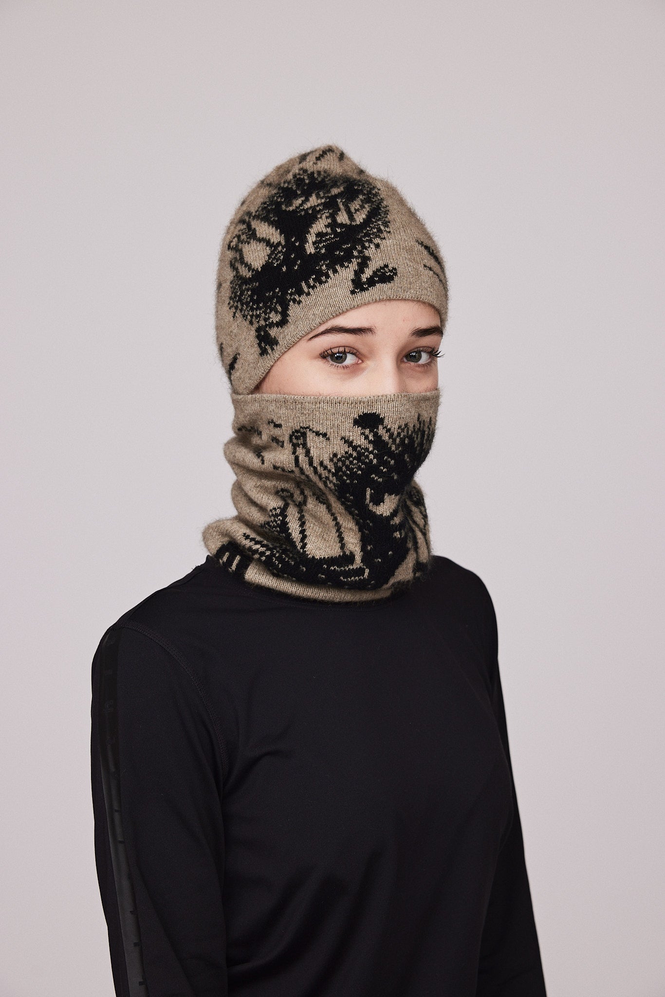 Stinky Neck Gaiter (Natural)