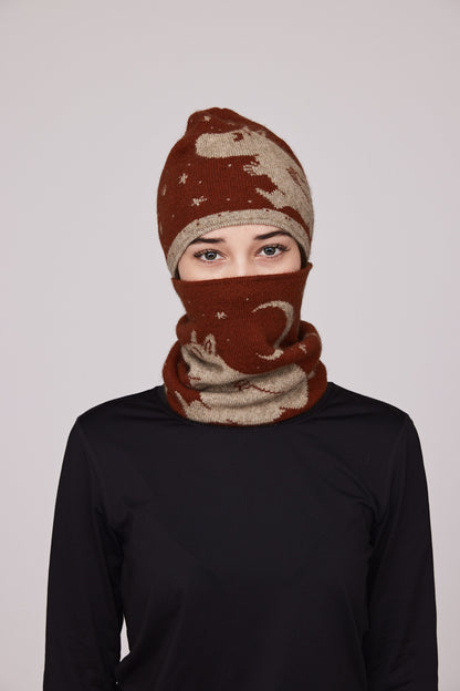 Moomintroll Neck Gaiter (Rust)