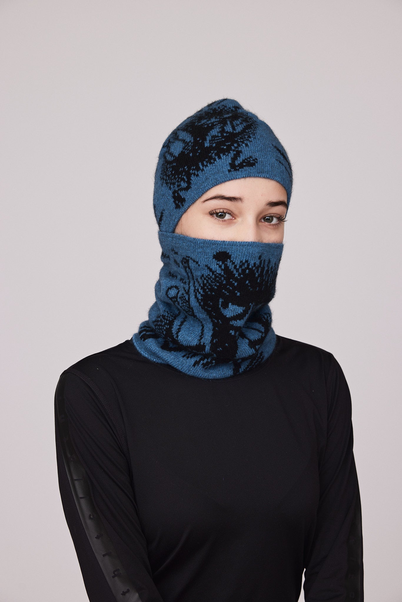 Stinky Neck Gaiter (Sky Blue)